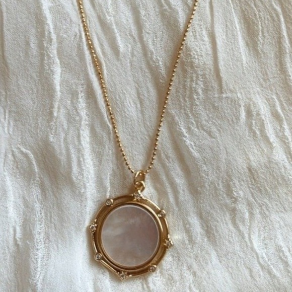 Moon Prince Necklace - Picture 4 of 4